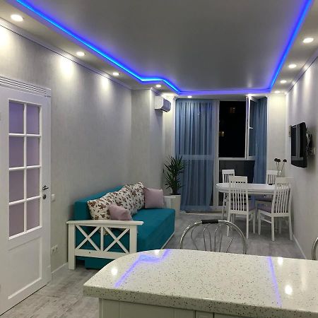 Luxe Apartment On Drahomanova Kijev Kültér fotó