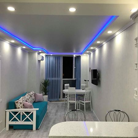 Luxe Apartment On Drahomanova Kijev Kültér fotó