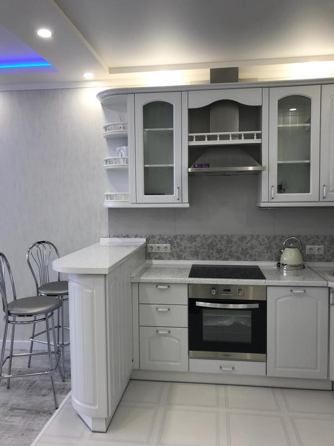 Luxe Apartment On Drahomanova Kijev Kültér fotó