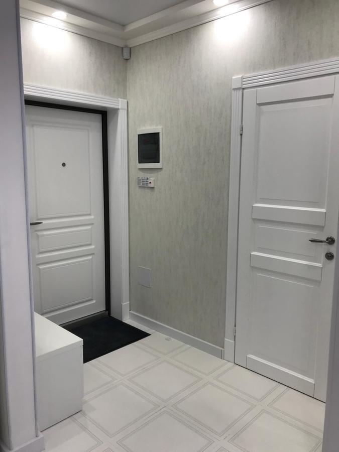 Luxe Apartment On Drahomanova Kijev Kültér fotó